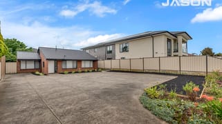 84 Carrick Drive Gladstone Park VIC 3043