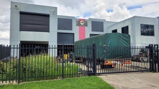 17 Yellowbox Drive Craigieburn VIC 3064