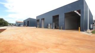 Shed 1/3 Civil Court Harlaxton QLD 4350