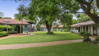 Shop 9 & 3/10476 New England Highway Highfields QLD 4352