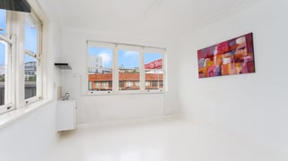 2/683 Pittwater Road Dee Why NSW 2099