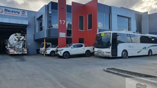 17 Crompton Way Dandenong South VIC 3175