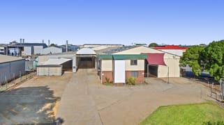 33 Industrial Avenue Wilsonton QLD 4350