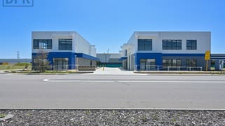 2/81 McLaren Avenue Hope Valley WA 6165