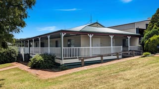 17 Freighter Avenue Wilsonton QLD 4350