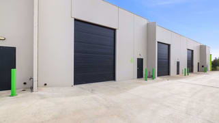 4/30 Waringa Drive Mitchell Park VIC 3355