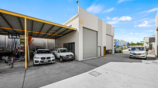 2/16 Industry Place Wynnum QLD 4178