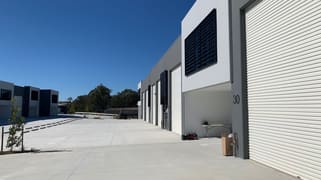 31/8 Distribution Court Arundel QLD 4214