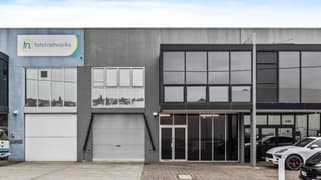 Unit 2/90 Central Avenue Derwent Park TAS 7009