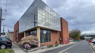 2 Mary Street Blackburn VIC 3130