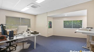 1-4/121 Scanlan Road Mitchelton QLD 4053
