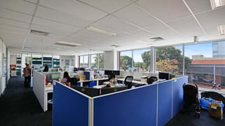 Cale House 52 The Crescent Midland WA 6056