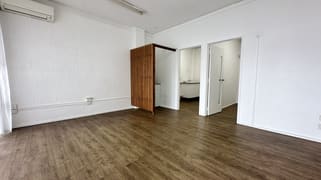 9/2 Eighth Avenue Palm Beach QLD 4221