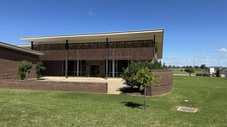 2 Capstan Drive Dubbo NSW 2830