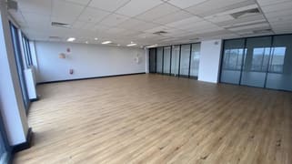 Level 1 Suite TB2/Level 1 B2 9 Commercial Road Caroline Springs VIC 3023