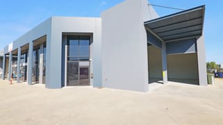 2/24 Tacoma Circuit Canning Vale WA 6155