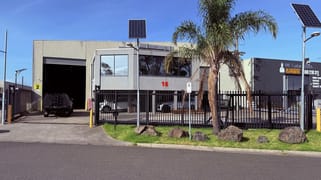 18 Yiannis Court Springvale VIC 3171