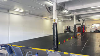 Shop 3, 40 Johnson Rd Hillcrest QLD 4118