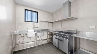 4/7 East Esplanade St Albans VIC 3021
