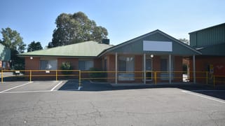 2/48 Conrad Place Lavington NSW 2641