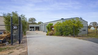 3/30 Annette Crescent Lavington NSW 2641