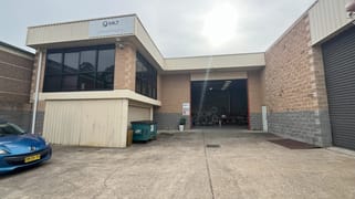 2/4 Shaw Road Ingleburn NSW 2565