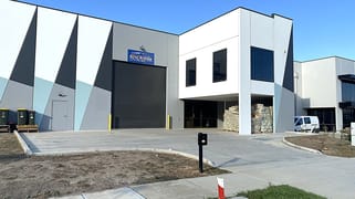 23 Camino Crescent Cranbourne West VIC 3977
