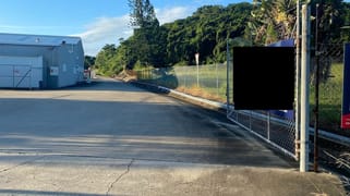 2 Mount Bassett Cemetery Road Mackay Harbour QLD 4740
