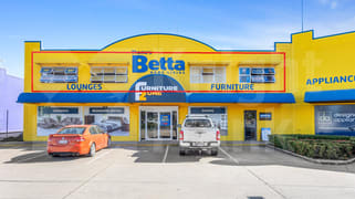 Upstairs/2/415 Yaamba Road Park Avenue QLD 4701