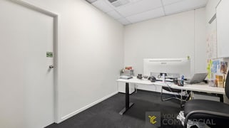 2/42 Finsbury Street Newmarket QLD 4051