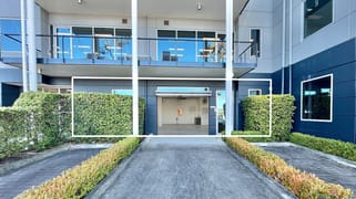 1/13A Narabang Way Belrose NSW 2085