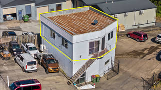 UNIT 2  / 10A BAILEY CRESCENT Southport QLD 4215