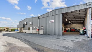 2/4 Elmsfield Road Midvale WA 6056