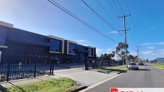 B/780B Ballarat Road Deer Park VIC 3023