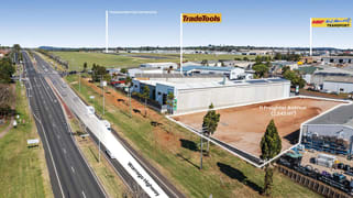 11 Freighter Avenue Wilsonton QLD 4350