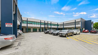 4/11-13 University Drive Meadowbrook QLD 4131