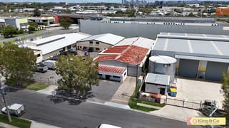 2/70 Lavarack Avenue Eagle Farm QLD 4009 2/70 Lavarack Avenue Eagle Farm QLD 4009