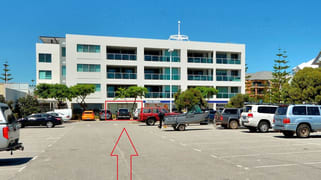 T2b/16 Dolphin Dr Mandurah WA 6210