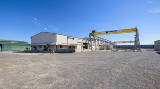 17 Shipley Drive and 140 Racecourse Road Rutherford NSW 2320
