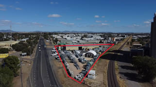 2/23-25 Gunnedah Road Tamworth NSW 2340