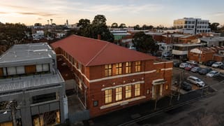 8 Llaneast Street Armadale VIC 3143