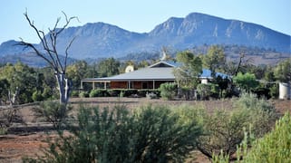 52 Flinders Ranges Way, Wilpena Pound Hawker SA 5434