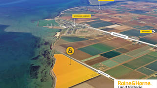 275 Crawfords Rd Werribee South VIC 3030