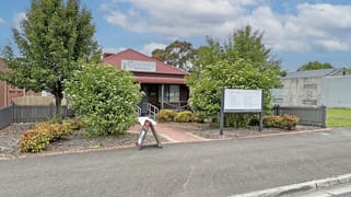 74 High Street Woodend VIC 3442 74 High Street Woodend VIC 3442