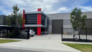 32 Naxos Way Keysborough VIC 3173