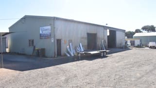 17 Matthews Street Parkes NSW 2870 17 Matthews Street Parkes NSW 2870