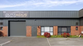 3/16-18 Sussex Court Sunbury VIC 3429
