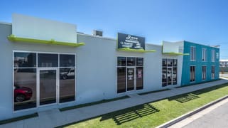 2/30 Civil Road Garbutt QLD 4814