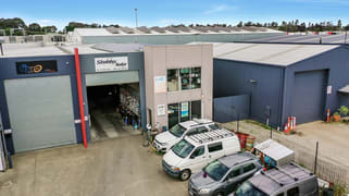 2/10 Sharnet Circuit Pakenham VIC 3810