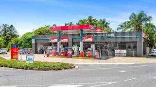 Whole of the property/2 Bridge Street Berserker QLD 4701